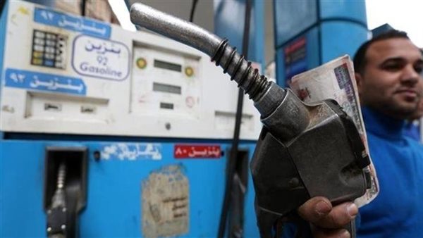أسعار البنزين والسولار اليوم: لتر بنزين 92 يتجاوز 15 جنيهاً بعد تعديلات لجنة التسعير – احسب تكلفة تفوليتك
