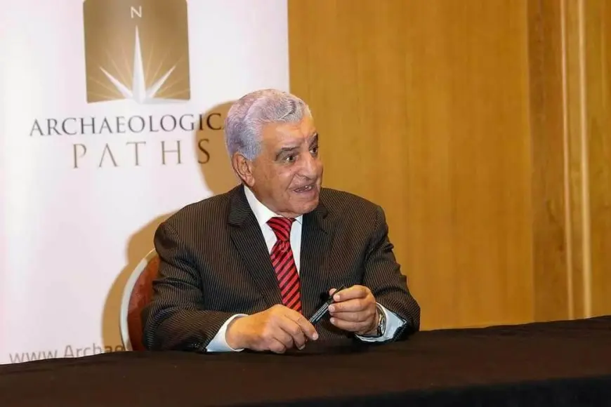 زاهي حواس: تمثال الملكة نفرتيتي غادر مصر بأسلوب “التدليس”