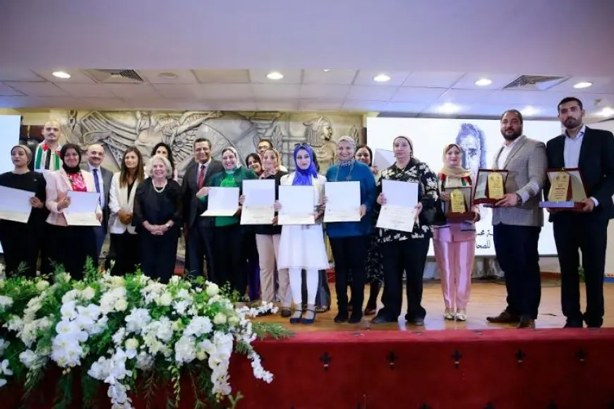 الصحفيون الفلسطينيون يتألقون في جوائز هيكل للصحافة العربية