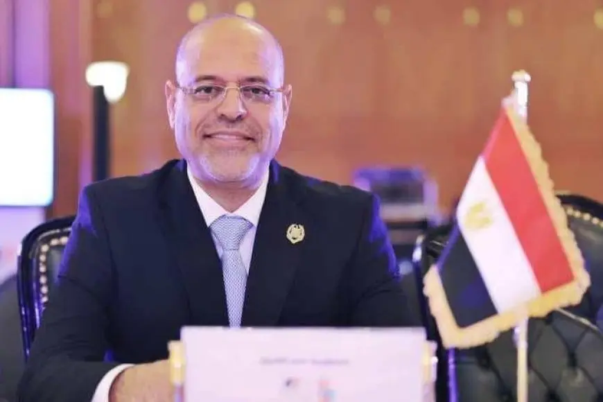 وزير العمل: انطلاق إصدار تراخيص مزاولة الحرفة للعمالة غير المنتظمة تمهيداً لتضمينها في التأمين الصحي