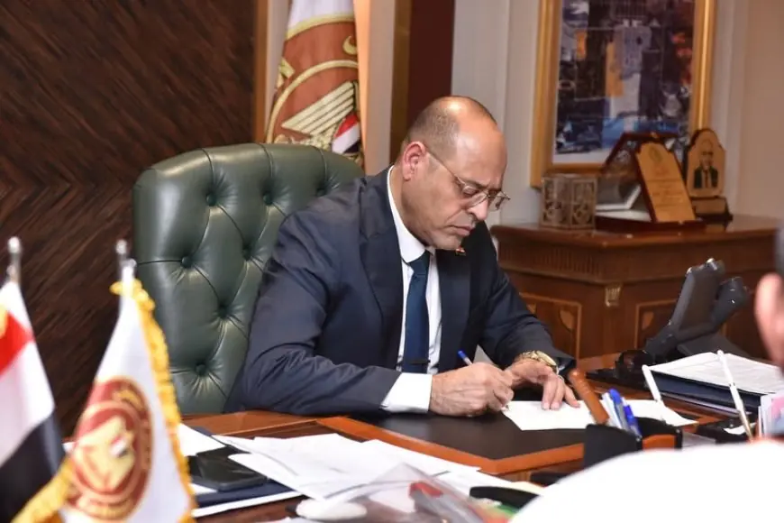 وزير العمل يخصص 200 ألف جنيه لكل أسرة متوفى و20 ألف جنيه للمصابين في حادث مصنع المنوفية