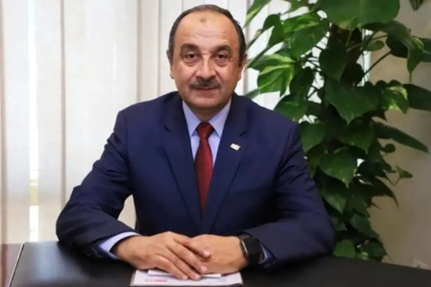 وزير قطاع الأعمال يقوم بمتابعة تنفيذ مشروعات شركات القابضة للتشييد في إطار مبادرة حياة كريمة