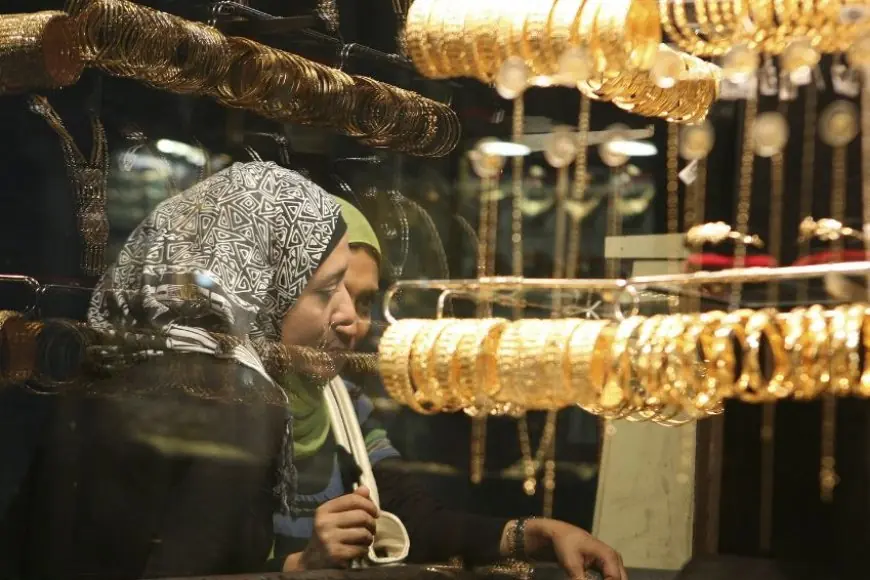 انخفاض ملحوظ في أسعار الذهب اليوم.. 120 جنيهًا لعيار 21