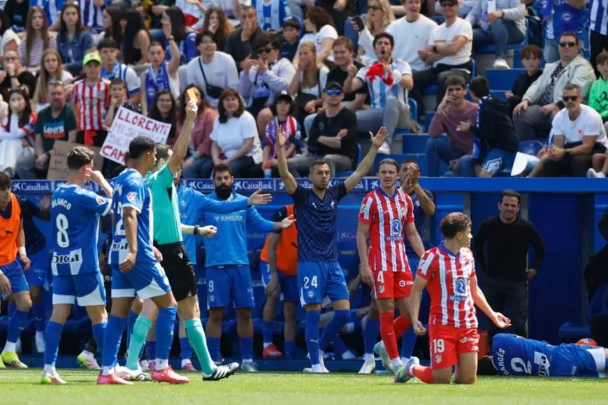 تعادل غير مُرضي لأتلتيكو مدريد أمام ألافيس وألفاريز يتجنب الطرد المباشر
