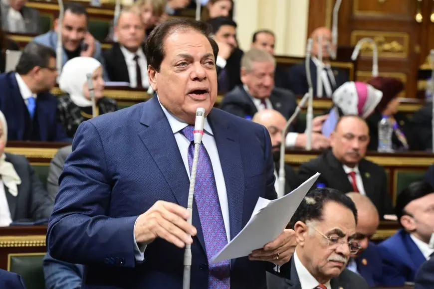 أبو العينين: توجيهات الرئيس السيسي في عيد العمال تعكس رؤية استراتيجية تدعم العدالة الاجتماعية