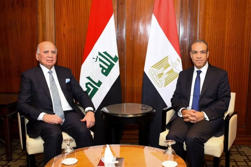 وزير الخارجية يؤكد دعم مصر للأمن والاستقرار في العراق