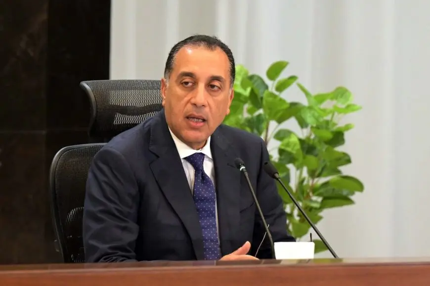 مدبولي يشهد توقيع اتفاقية لتطوير منطقة كيزاد شرق بورسعيد