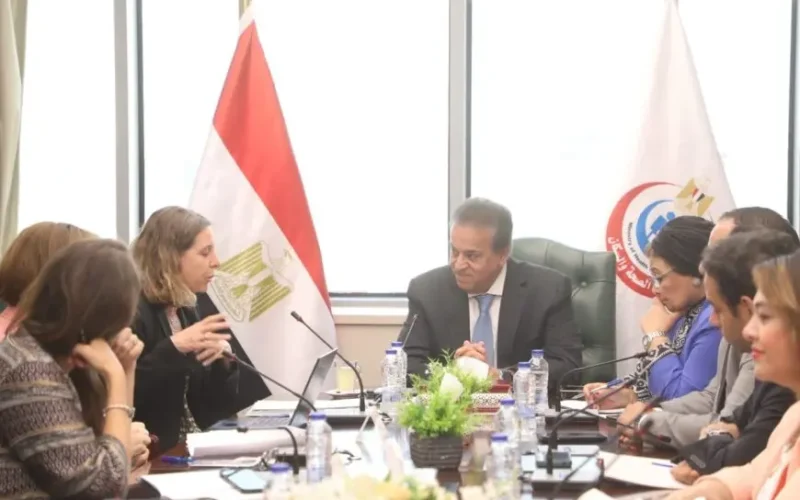 وزير الصحة يؤكد على ضرورة التعاون مع الوكالة الفرنسية للتنمية لتحقيق أهداف التنمية المستدامة