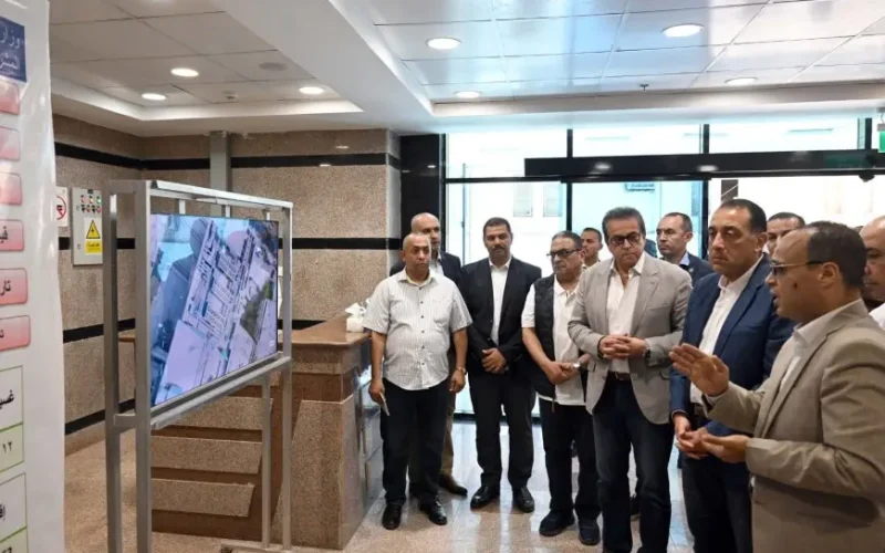 رئيس الوزراء: الحكومة تولي اهتماماً كبيراً لصحة المواطنين وتسعى لتحديث المرافق الصحية