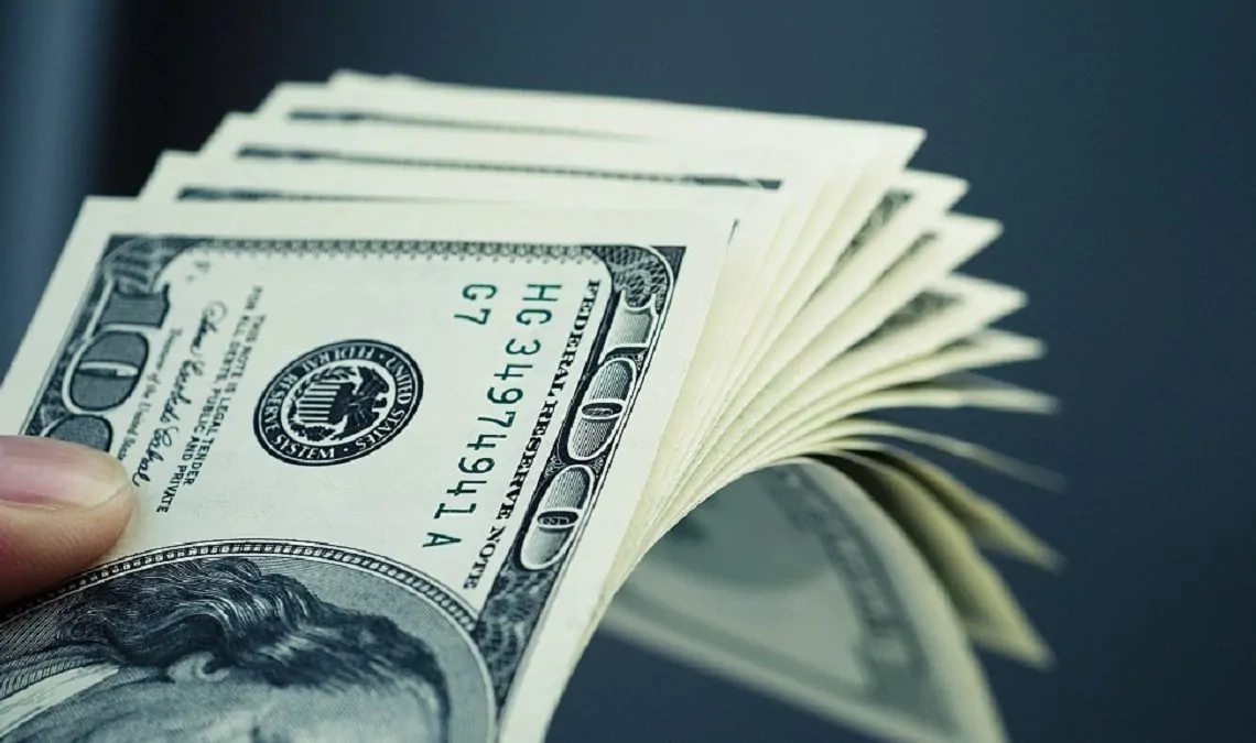 اعلى سعر للدولار اليوم في السوق السوداء