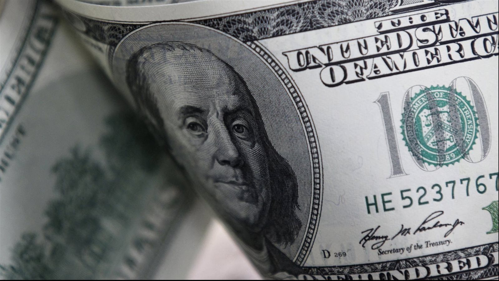 أعلى سعر للدولار اليوم في السوق السوداء