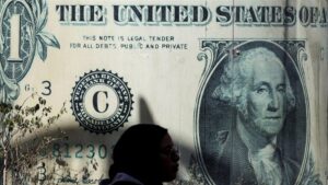 سعر الدولار في السوق السوداء اليوم