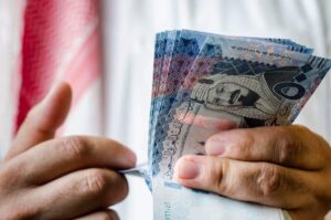 سعر الريال السعودي في السوق السوداء