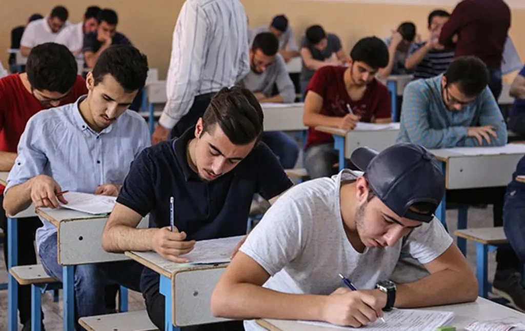امتحانات الدور الثاني