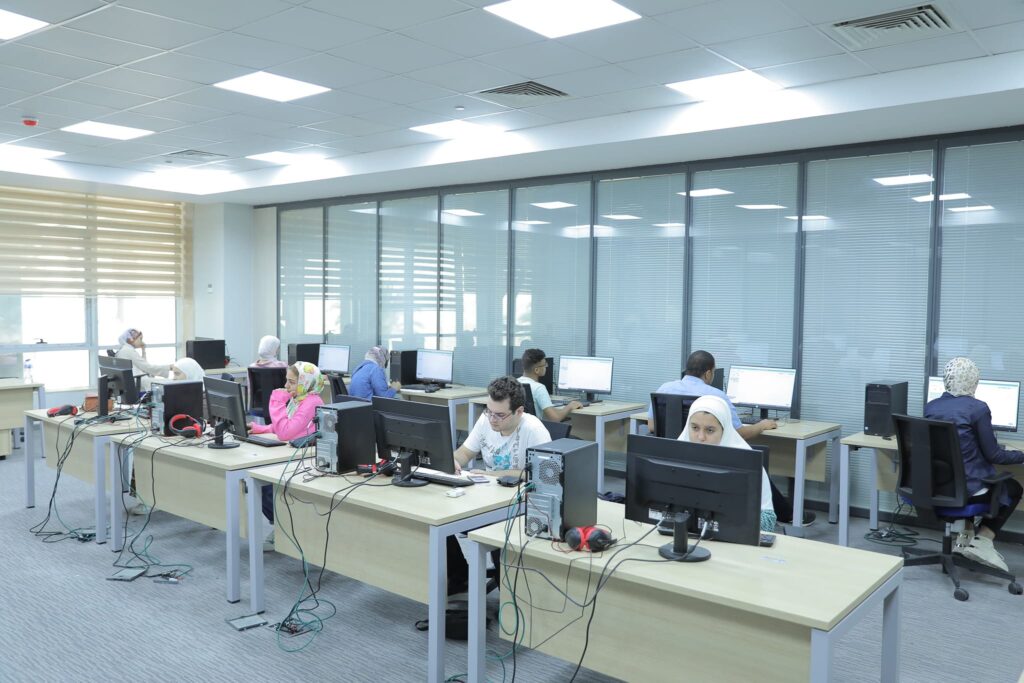 تنسيق الدبلومات 2025