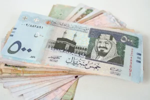 سعر الريال السعودي في السوق السوداء اليوم