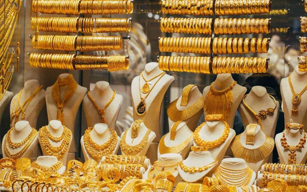 سعر جرام الذهب عيار ٢١ الآن