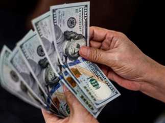 100 دولار كم جنيه مصري في السوق السوداء؟