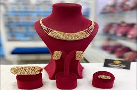 سعر الذهب اليوم عيار 21 الآن 2025