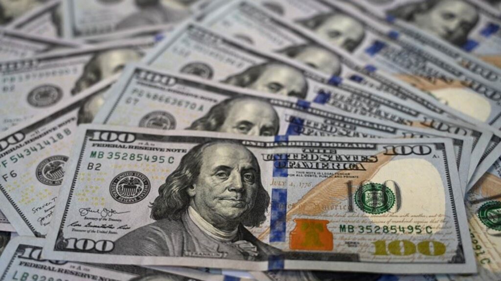 اعلى سعر للدولار اليوم في السوق السوداء