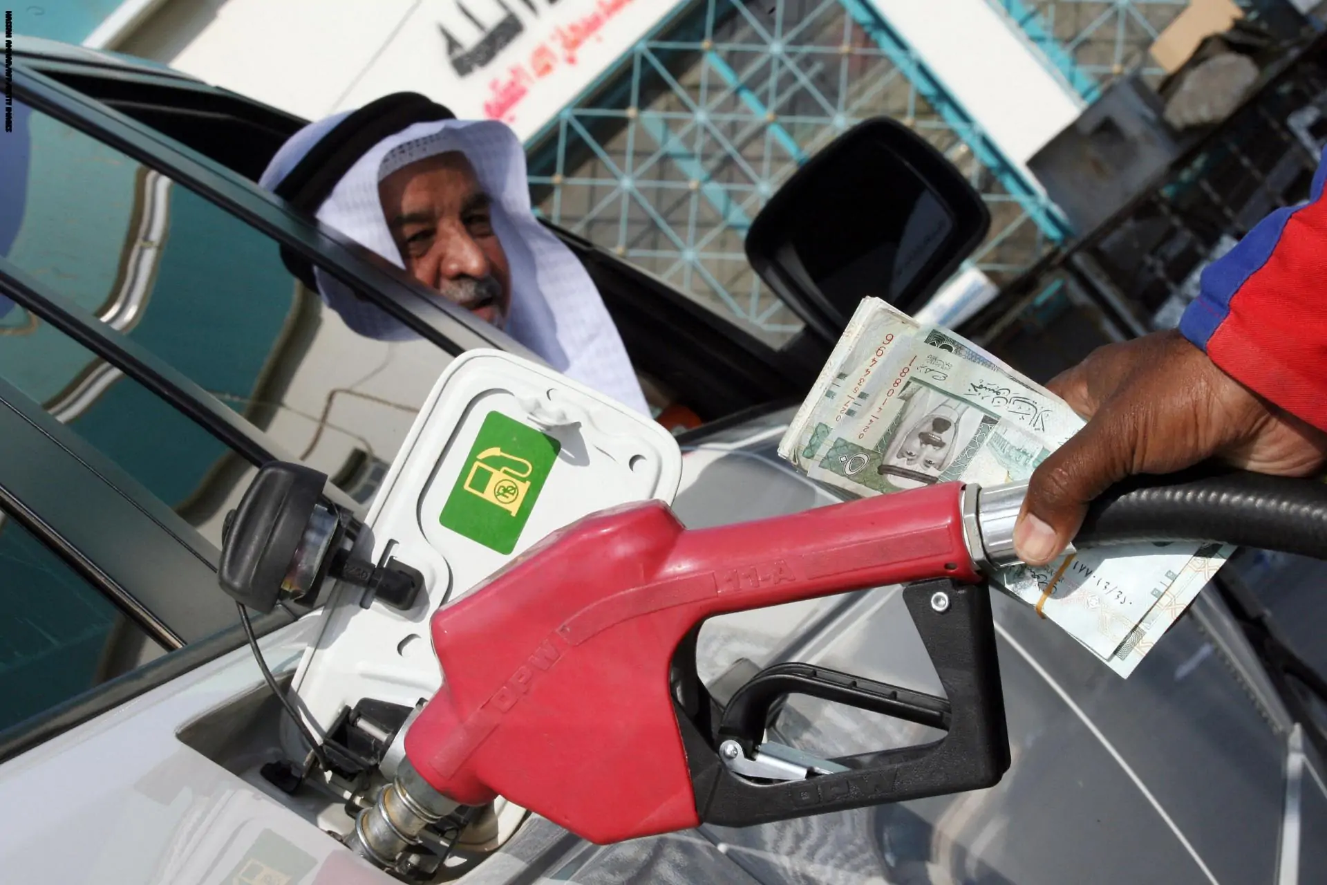 حقيقة ارتفاع أسعار البنزين اليوم