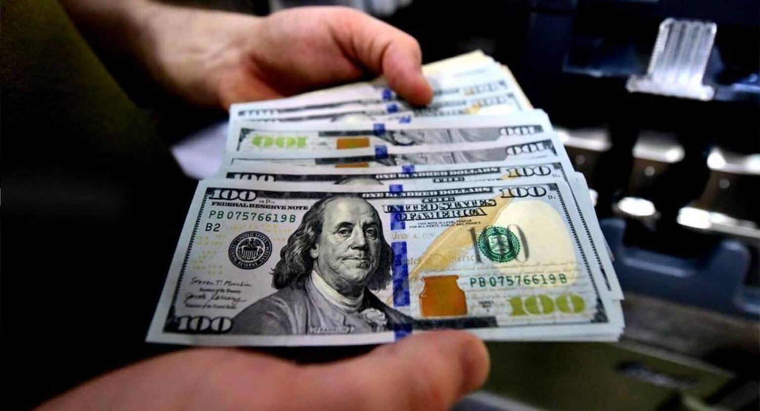 سعر الدولار اليوم في السوق السوداء