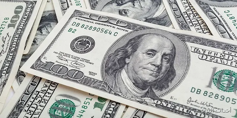 كم سعر ١٠٠ دولار اليوم في السوق السوداء؟.. تحديث عاجل للأسعار لحظة بلحظة