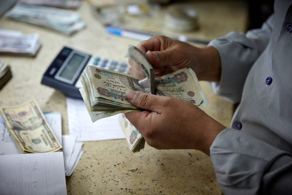 كم فوائد 500 ألف جنيه في البنك في الشهر 2025؟