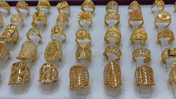 مفاجآت جديدة في أسعار الجنيه الذهب وعيار 21 اليوم بسعر 700 جنيه